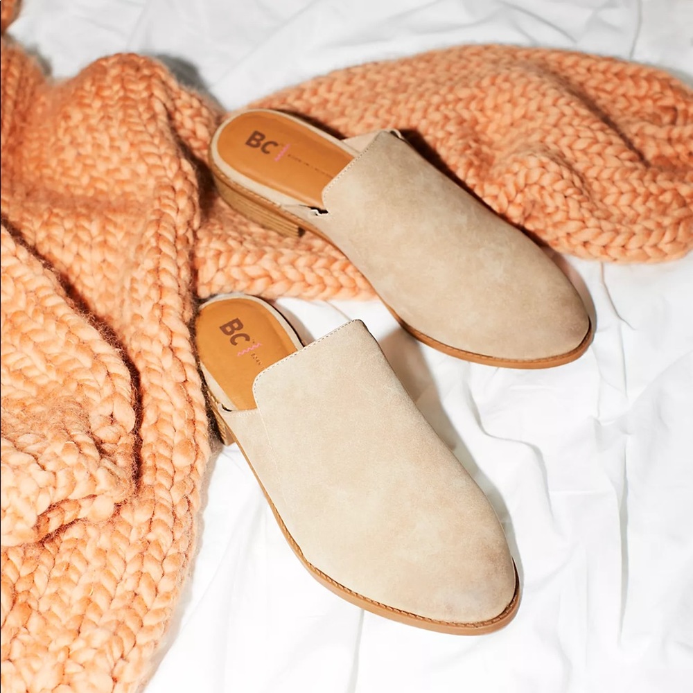 Free People Vegan Austin Mule Flat in Taupe